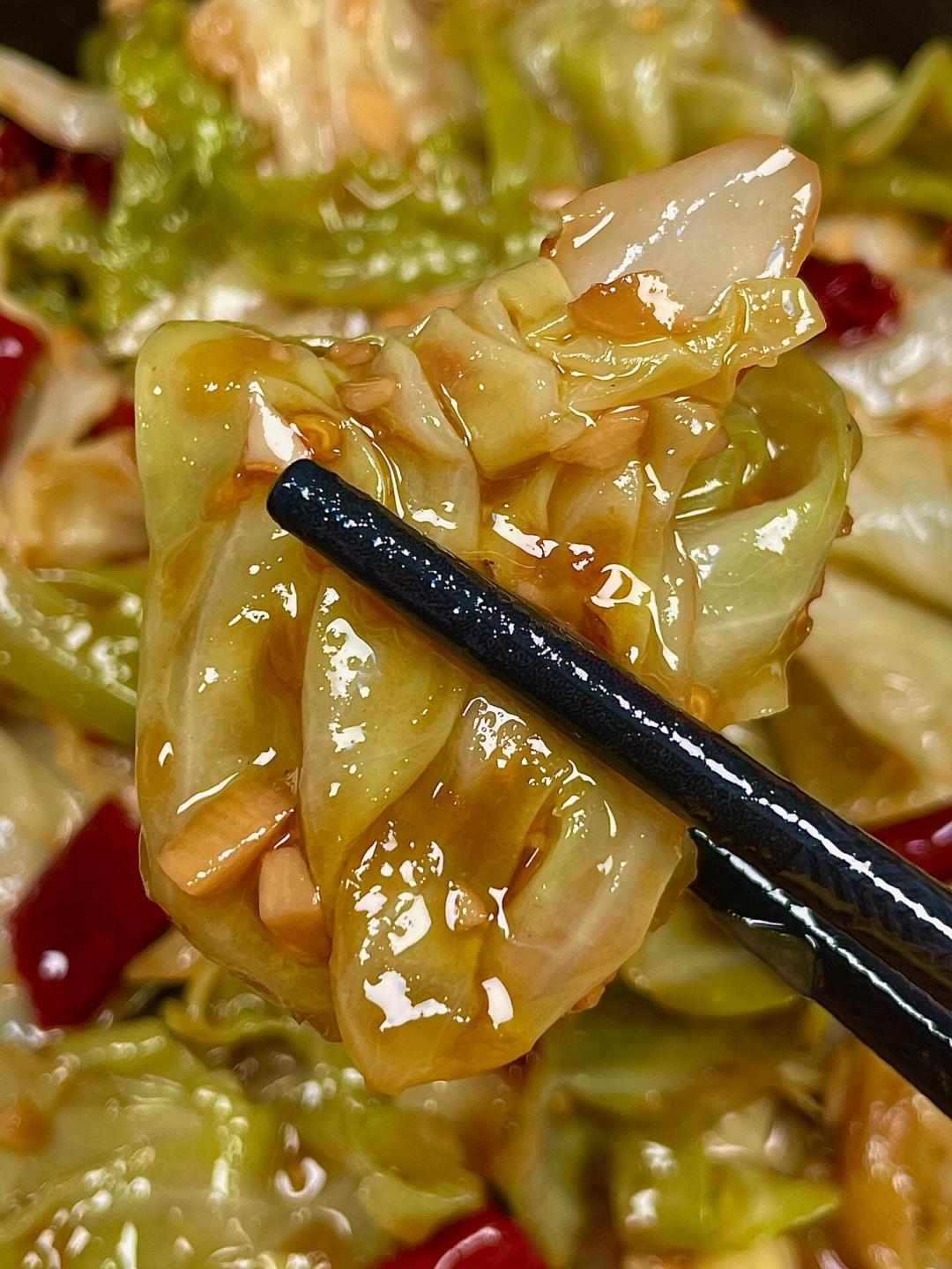 同锅青菜,饭店1分钟你家5分钟:锅气不是玄学,是3个变量