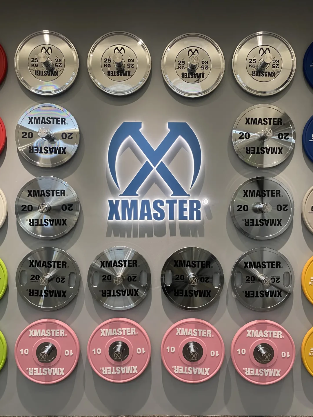 卧推卡100公斤六周,是两片0.5公斤的磁吸片救的