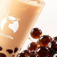瑞幸的珍珠奶茶被网友催上全国：9.9元、0植脂末，值得喝吗