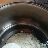 长辈生病住院，探望送什么营养品比较合适