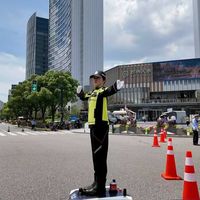 实测数据揭秘：AI让红绿灯变聪明后，早晚高峰能省多少时间？