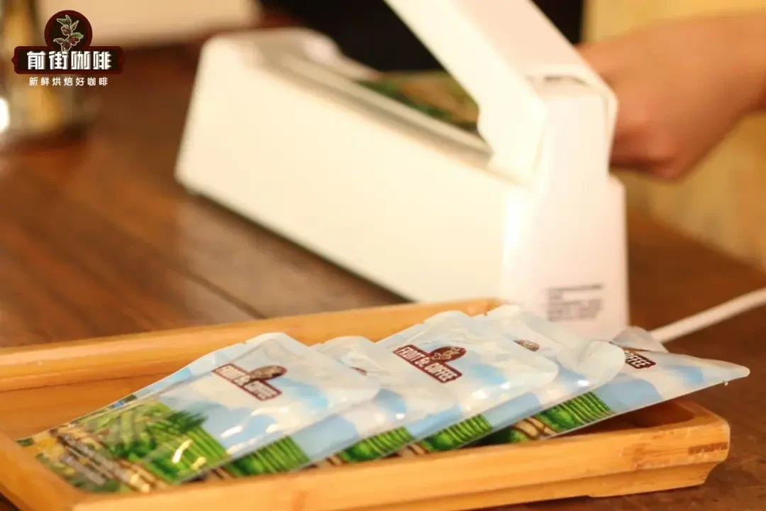 双11囤挂耳:保质期写着18个月,风味只有3周——单包1块5和6块,赌的根本不是同一个东西