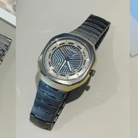 西铁城官方说储能电池能用15年,为什么你的表在抽屉里躺两年就"死"了?先分清秒针的三种信号