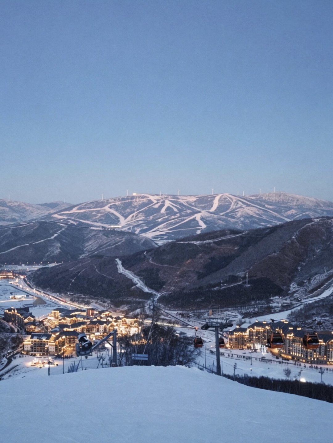 可可托海后天开板，崇礼这季先划掉：对完30多条雪季飞行报备与低温电池帖，航拍人要先改这3个设置