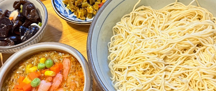 蟹黄面，怎么吃才不烧心？49元吃出工业味，188元吃出肠胃累？