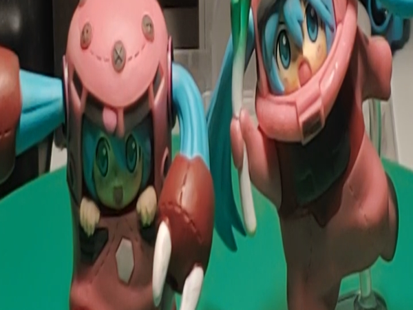 Bandai 万代 初音未来×高达 联名周年 扭蛋 夏亚扎古魔蟹谷努咪