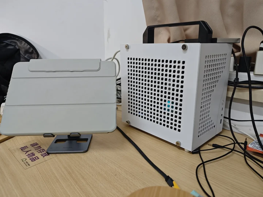 能塞进书包的台式机火了,老玩家却劝「没事少碰ITX」