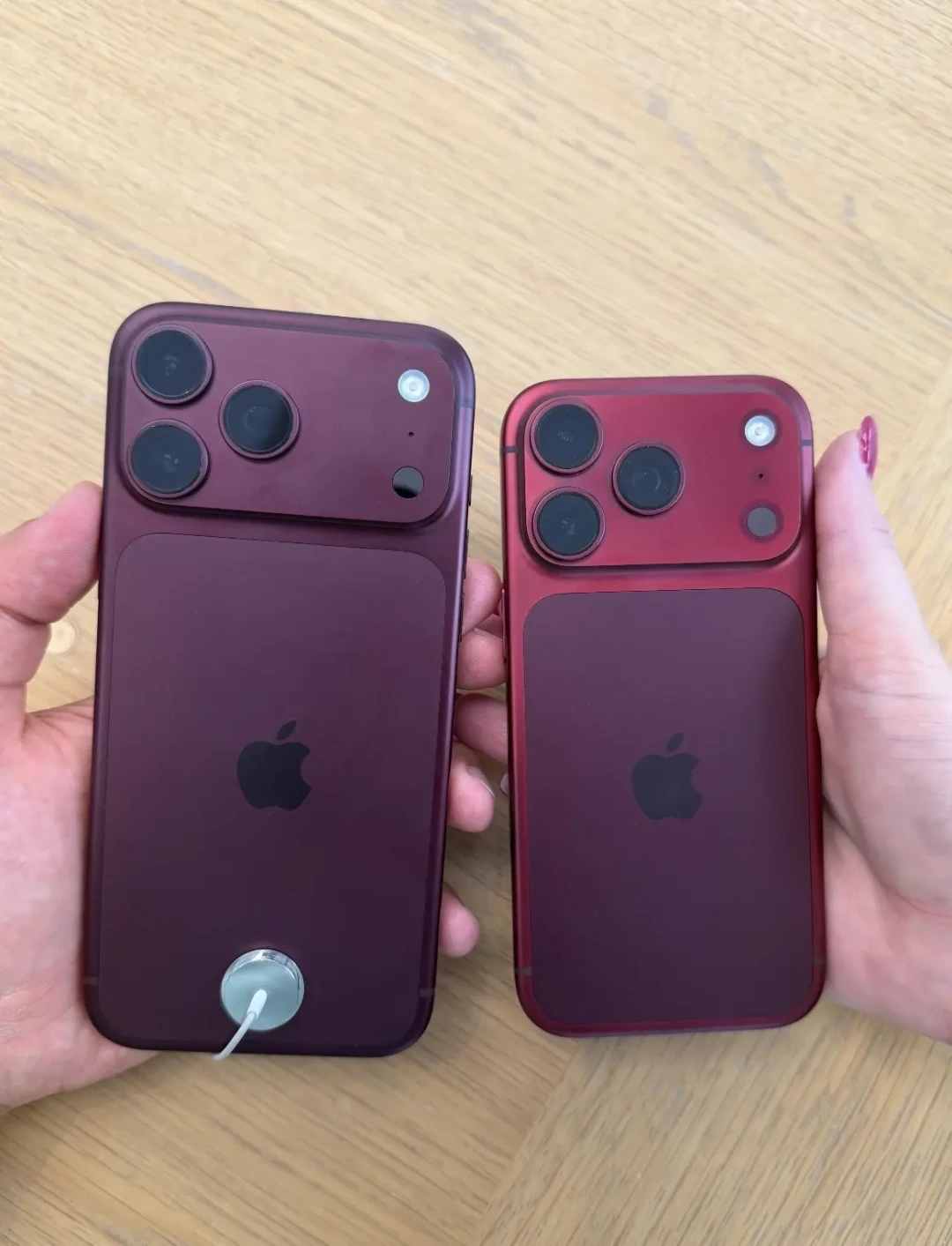 苹果修了死机却不管褪色:双11要捡 iPhone 18 Pro 的,先躲开酒红、先验机再激活