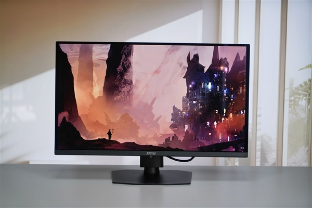 320Hz高刷屏!微星MAG OLED 271QPX32图赏