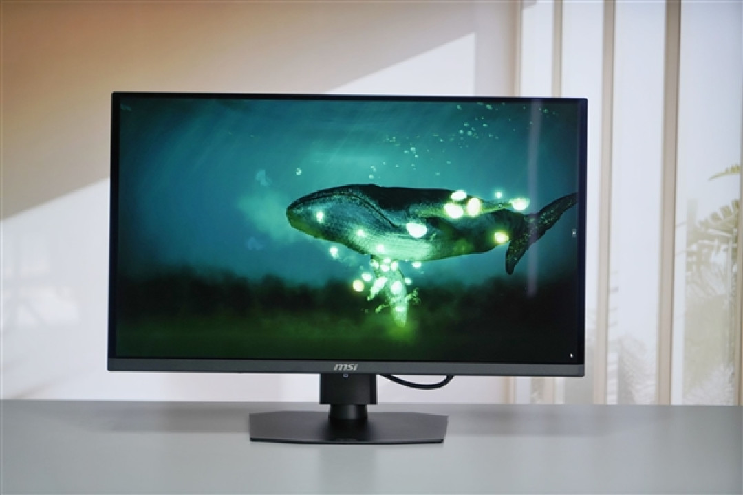 320Hz高刷屏!微星MAG OLED 271QPX32图赏