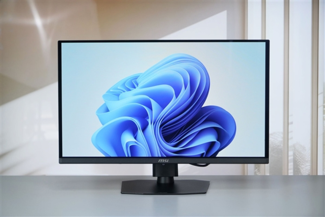 320Hz高刷屏!微星MAG OLED 271QPX32图赏