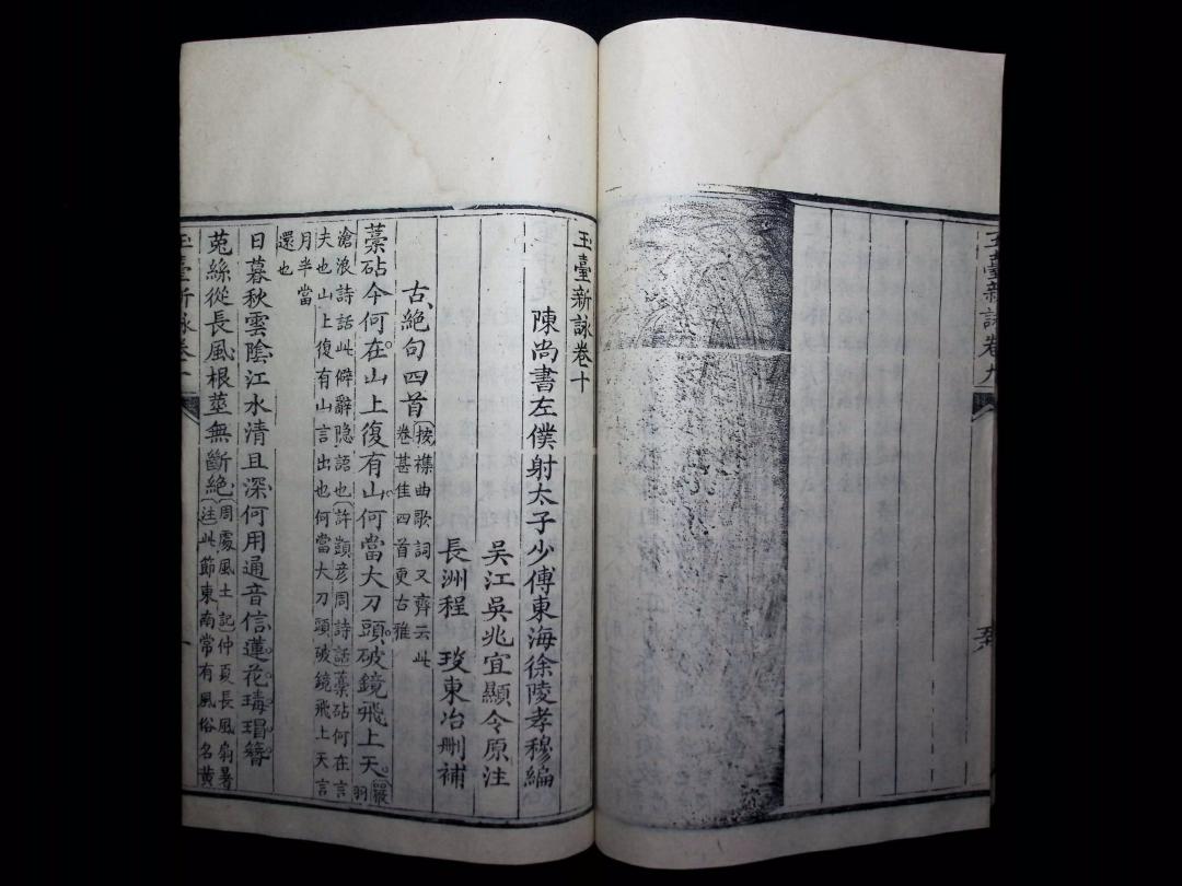 知乎“皇帝写诗最佳”吵起来了:高票答案把李煜拉下马推了个冷门皇帝,我对完全朝存世量数据,三个结论全反直觉