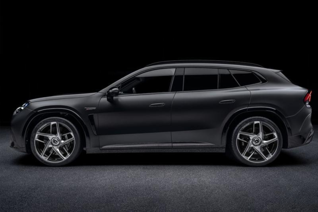 AMG首款自研纯电成了SUV,1169匹,连声浪都是采样来的