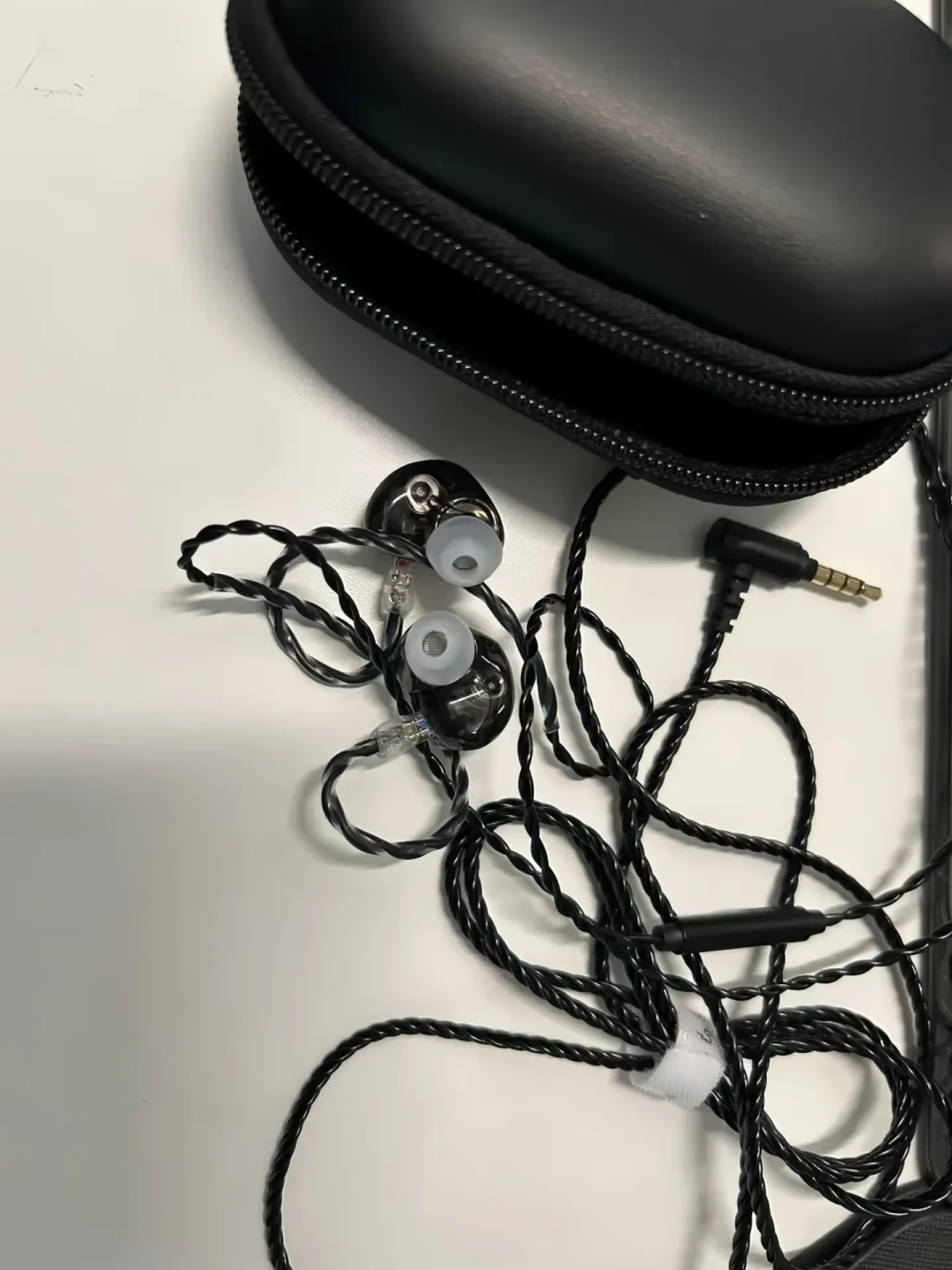 HiFi厂来抢游戏耳机的饭碗了：兴戈两百三百档，怎么选不踩雷