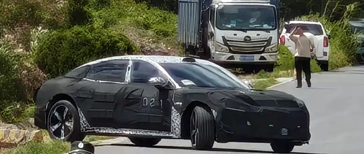 小米SU9 LUX商标过审，40万起步？雷总这回盯上BBA的生意了？