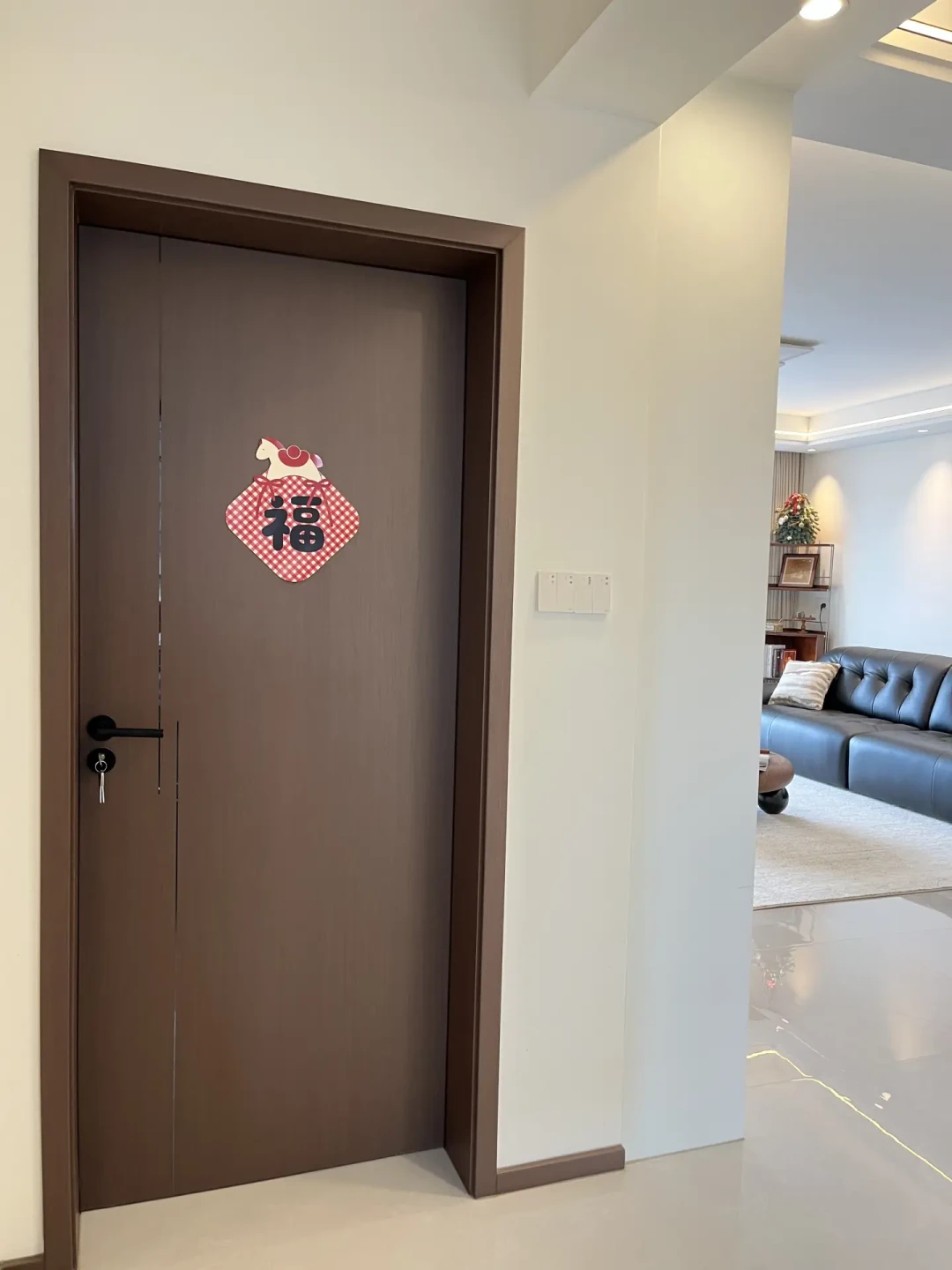花光积蓄却装出出租屋感?现代风的「贵」,全靠这5处细节