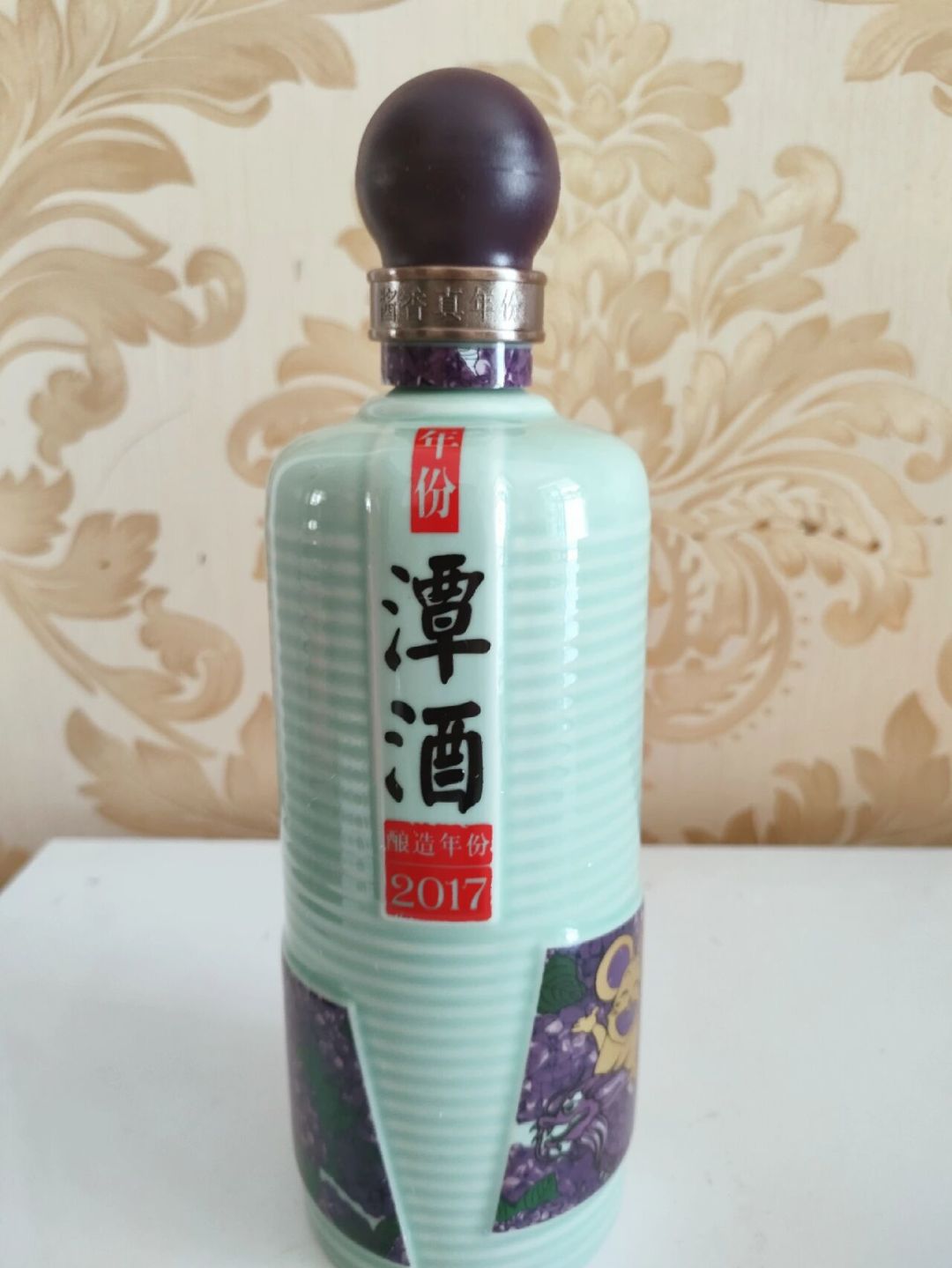 老红潭比新红潭便宜，公斤酒只卖正装六成价：双11前，把潭酒红潭的六个价格摊开看