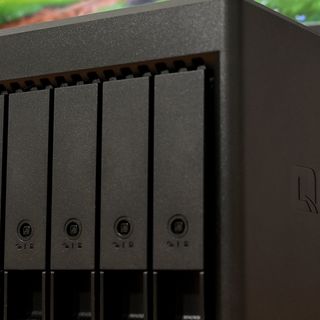 威联通次世代软件升级！直击NAS痛点，小白轻松上手