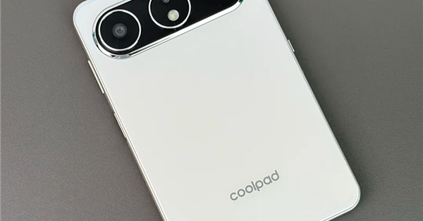 安卓首款阔直板手机！酷派Cool X Wide今日预约：999元起 支持微信8开