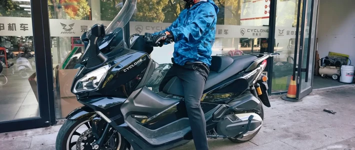 用无极的发动机，卖得便宜2000块：赛科龙RT450这套全家桶值不值？
