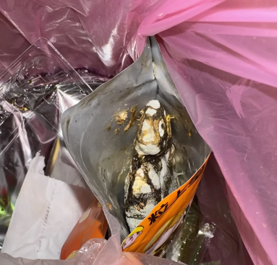 没开封、没过期，板栗仁却长了白毛：这个秋天买栗子，先把两件事拆开
