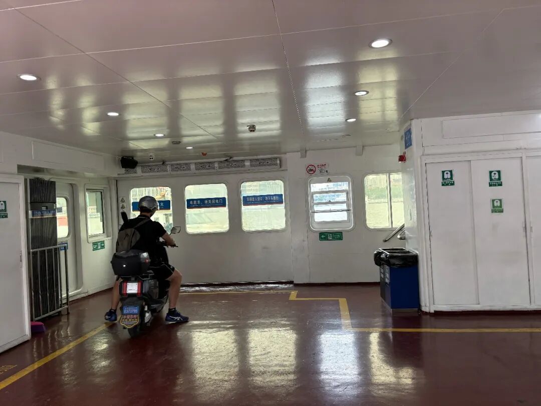 降温别硬走外滩:黄浦江5种船票,账和坑我排清了