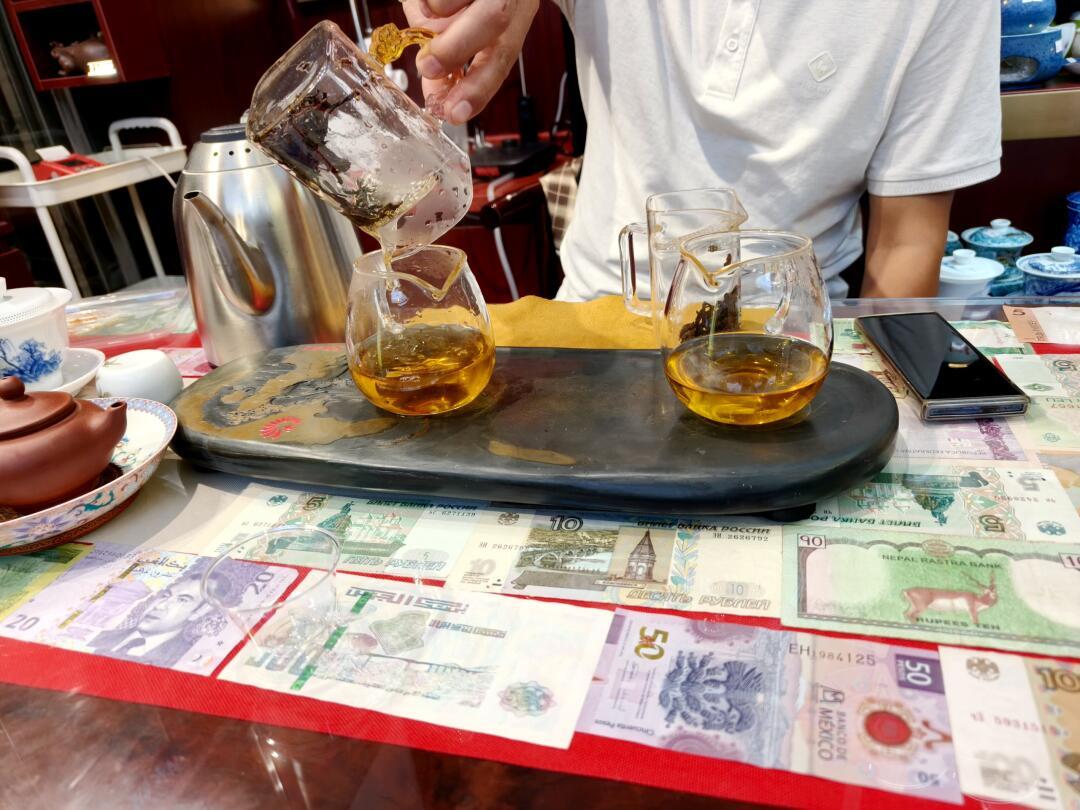 凤牌官方10月开始卖