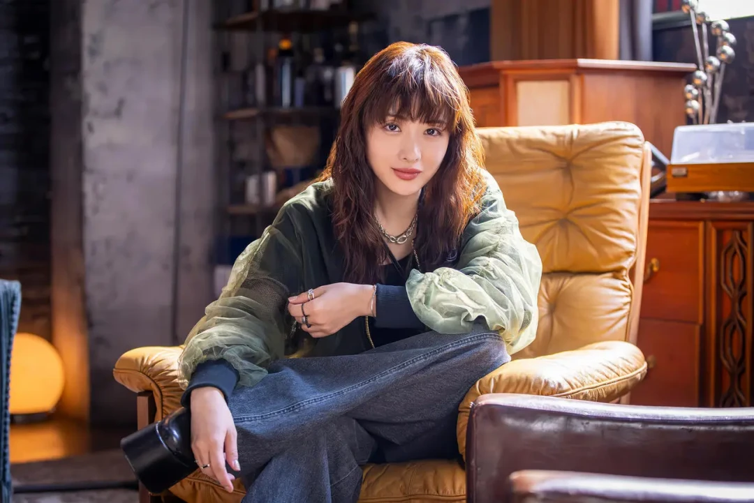 「初回5.6、第2话4.9」撞上「8.6、爬到8.9」:27部新剧的秋季档追剧党,第3周节点前,先把收视、节奏、切片这三本账对完