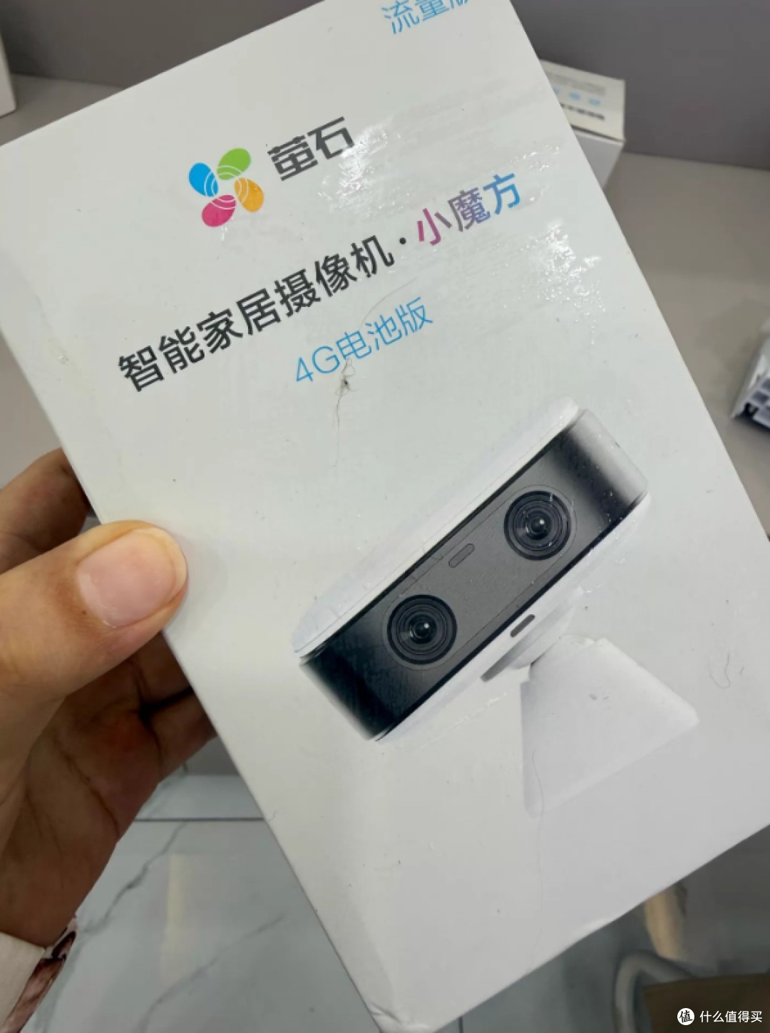 宽带送的家用摄像头要不要留:流量到期、锁卡、云存储续费,先算三笔账