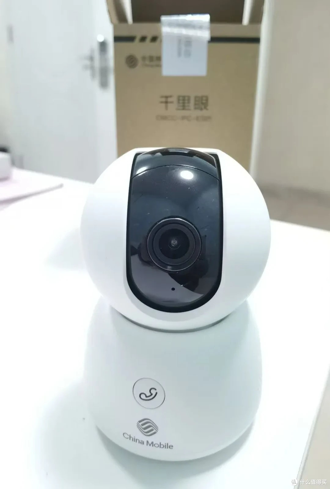 宽带送的家用摄像头要不要留:流量到期、锁卡、云存储续费,先算三笔账