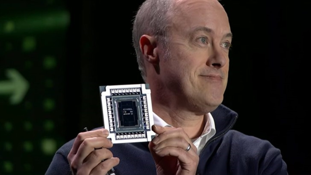 告别有机基板!英伟达下一代CPO原型曝光:单光纤256Gb/s
