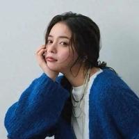 没想到今年奶奶衫又火了！搭配裤子、裙子都好看，太适合50+了