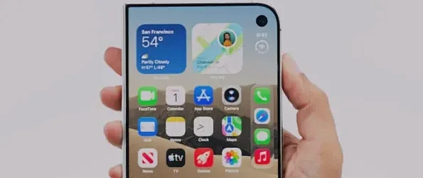 加价五千抢 iPhone Duo，只为朋友圈第一个晒机？