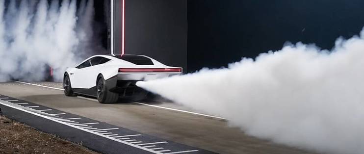 特斯拉只能飞 5 秒？科学家称其为「放屁车」，联邦航空局：不符合航空器定义