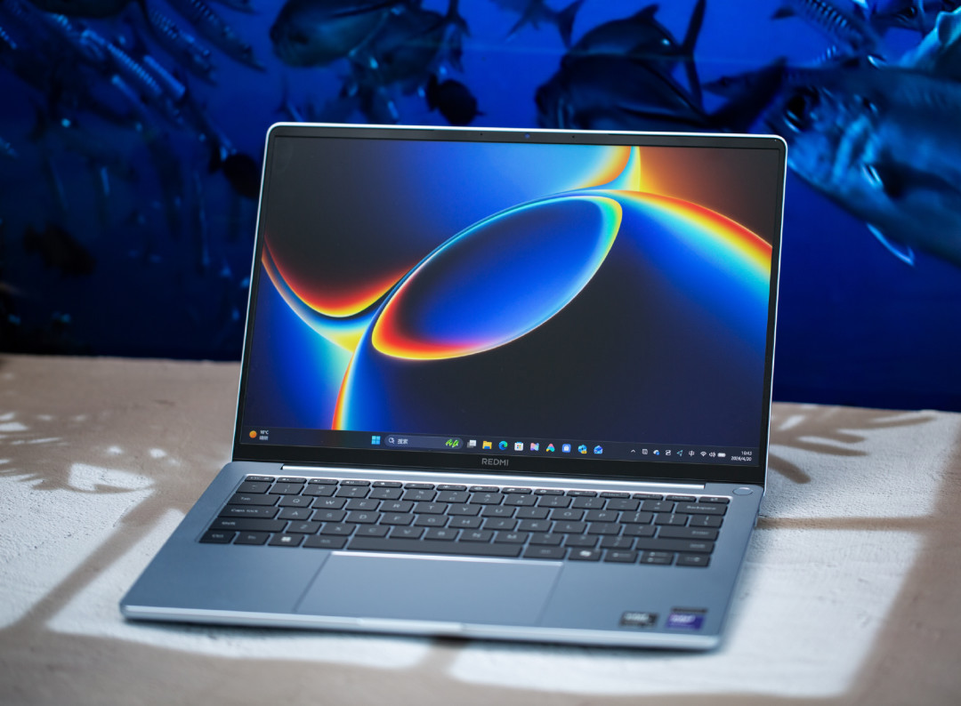 戴尔8999元XPS13里那颗芯,红米要装进3000元级新本