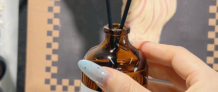 檀木33无火香薰开箱第一印象瓶身和香气记录
