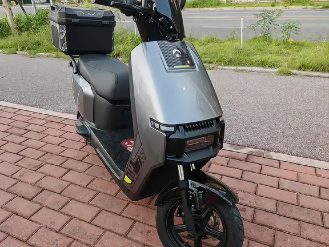 2880元电摩