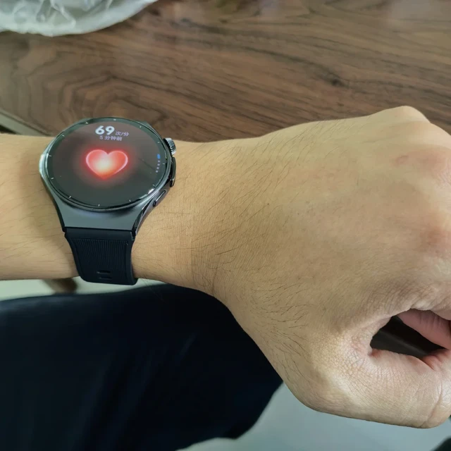 同款Watch6有人1800有人2294：双11今晚8点开卖前，先分清价差、档口和那四个争议点