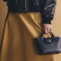 「698老花返场」撞上「饺子包背七天磨角」：千元百搭包对账党，今晚8点双11闸门前，先把价梯、磨损、退路这三本账对完