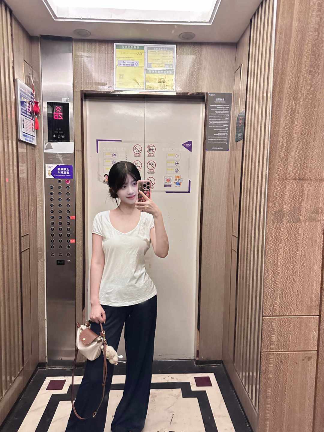 「698老花返场」撞上「饺子包背七天磨角」:千元百搭包对账党,今晚8点双11闸门前,先把价梯、磨损、退路这三本账对完