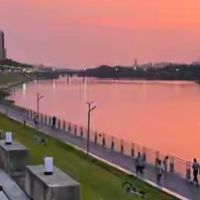 蛋白粉怎么选：五款产品的双蛋白、分离乳清和快慢蛋白路线逐项看