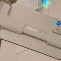 某厂研发2K+240Hz屏，预计2027上机：屏能造出来，难的是塞进手机