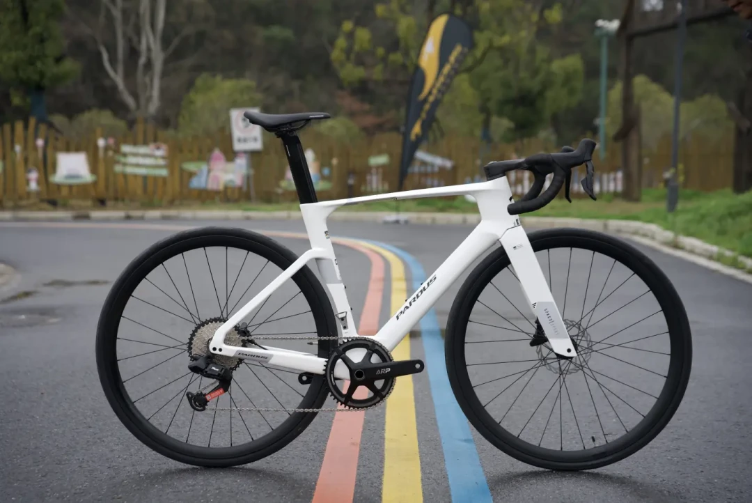 3999就能买电变?双11开卖前,帮你读完208条吵翻的评论