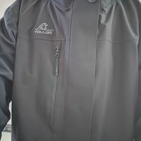 户外保暖不臃肿｜这件三合一冲锋衣，轻量叠穿告别圆滚滚

