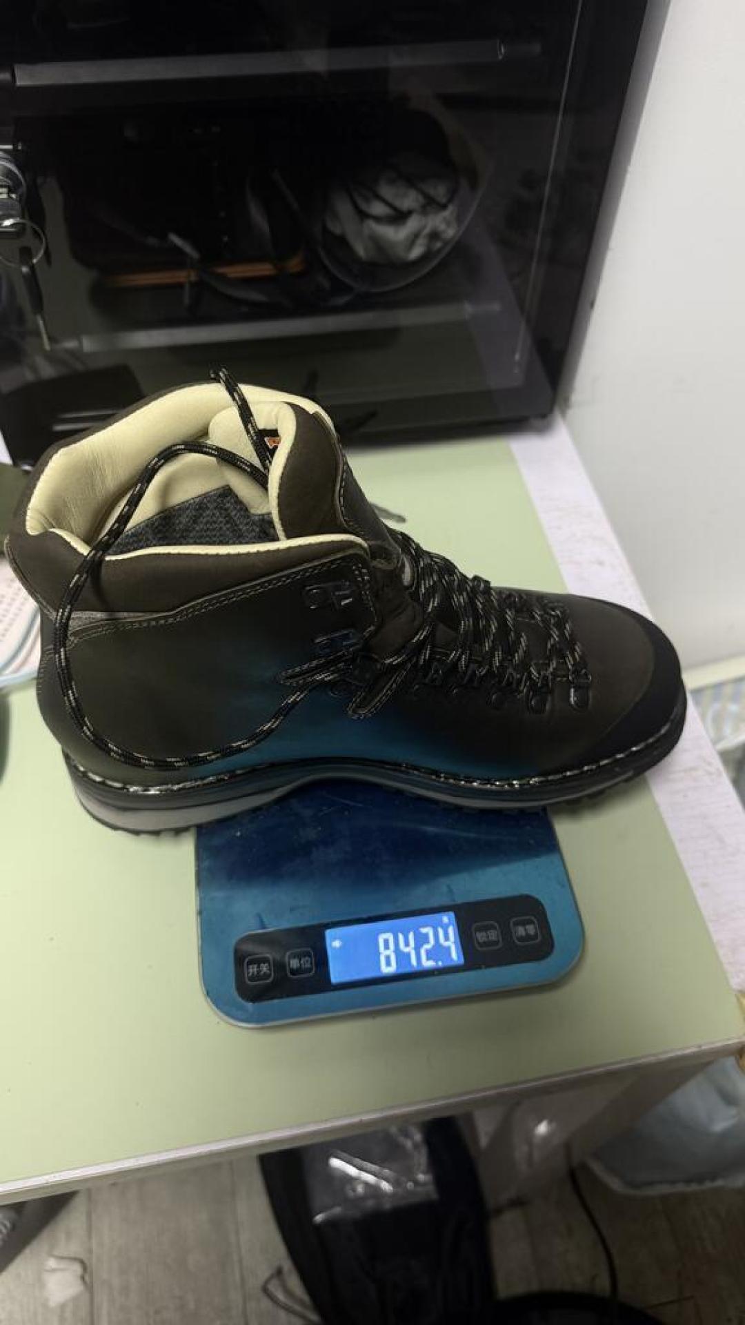 赞贝拉的第一双,先翻车的往往不是磨合期,是尺码:双11这单这么拍