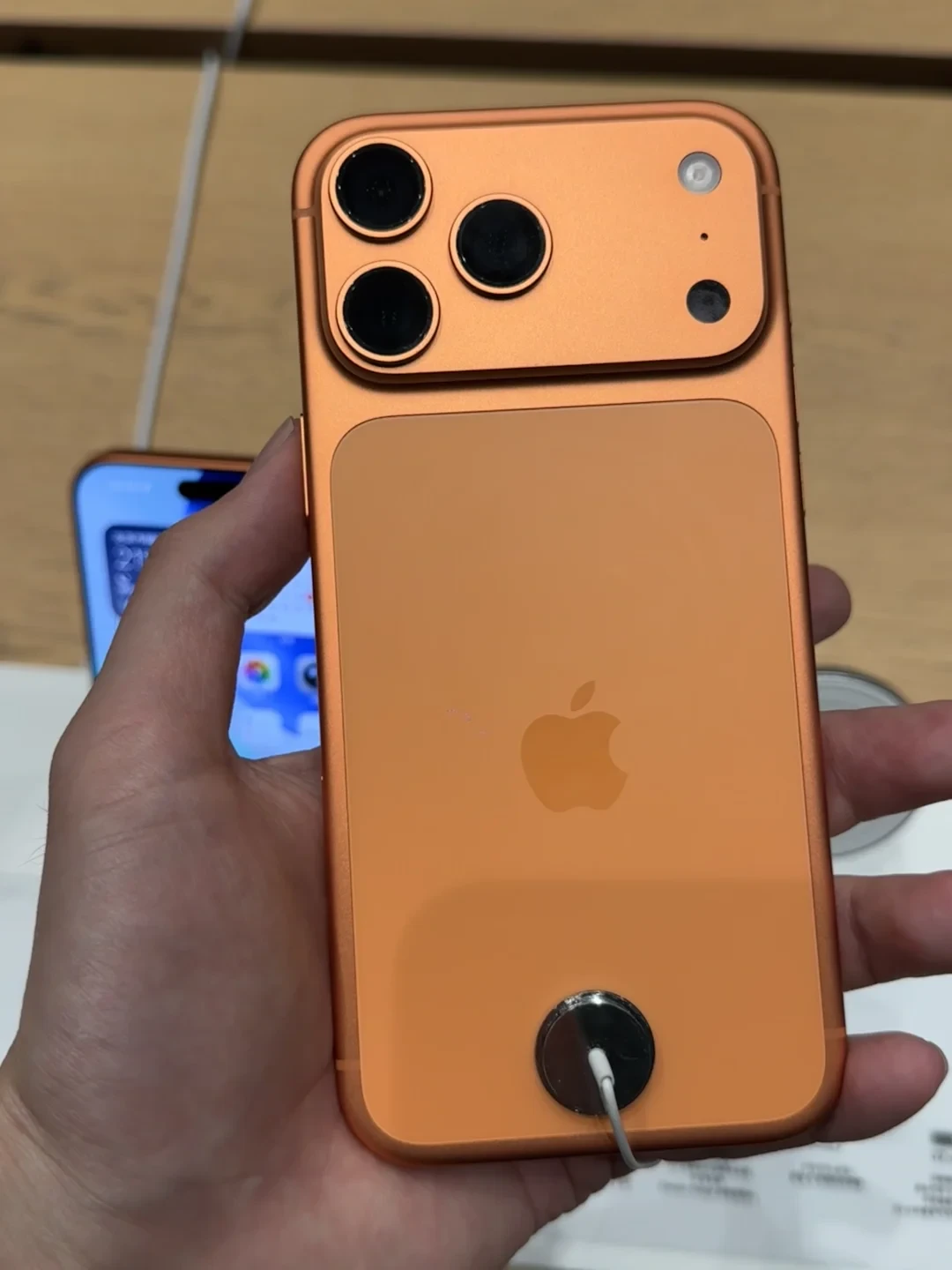 iPhone17🆚16Pro:双11算完账,只有1类人我劝你买老款