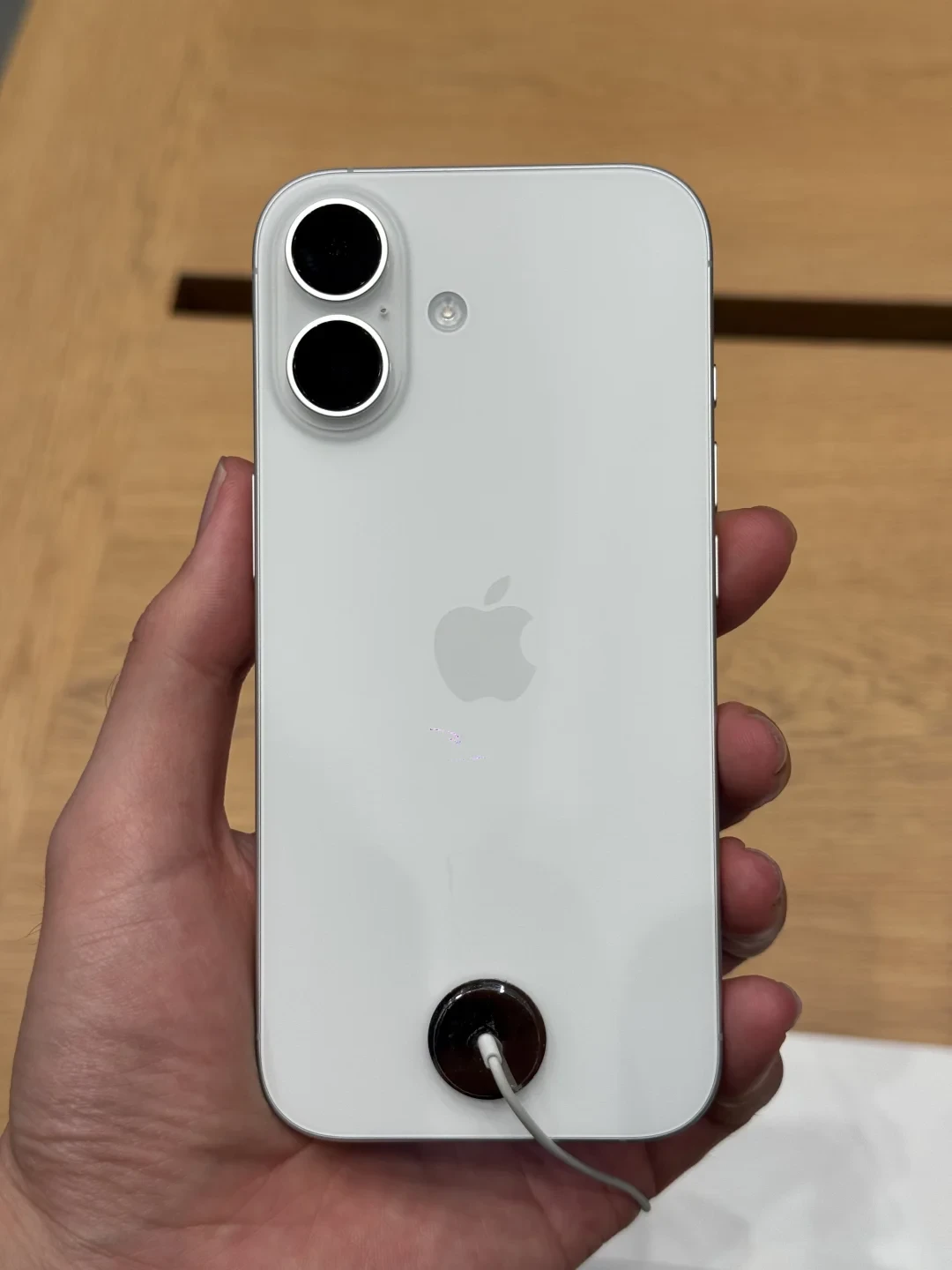 iPhone17🆚16Pro:双11算完账,只有1类人我劝你买老款