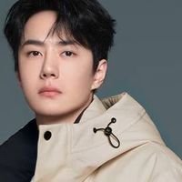 鸭鸭男士短款羽绒服,米白色保暖评测:冬日通勤优选