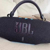 双11捡漏JBL：连得上App、查得到“正品”，先接受这两招鉴别已经失效