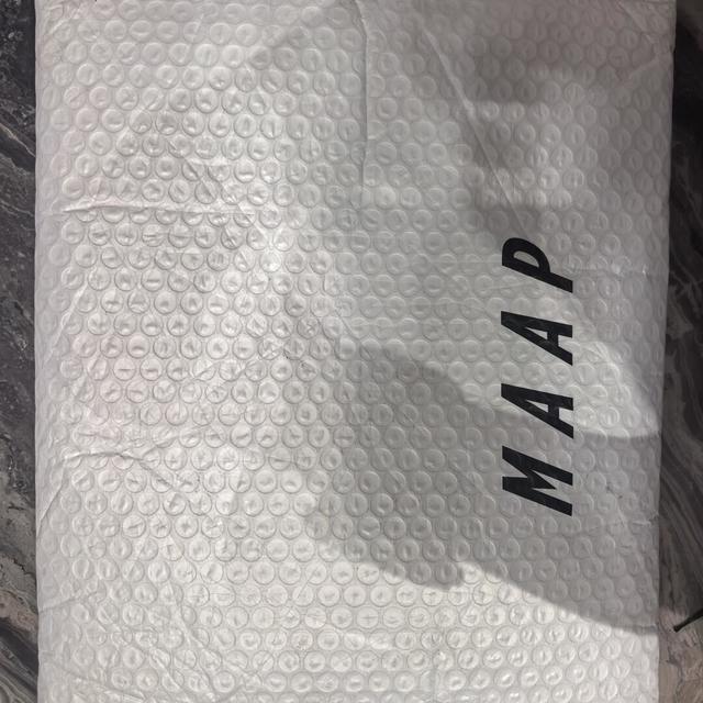 先别急着为双11骑行服掏1200，那个卖光了的闷包值得一看